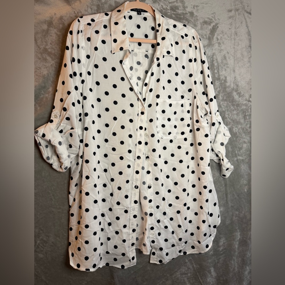 Velvet Heart White Button-Down Shirt with Black Polka Dots‎
